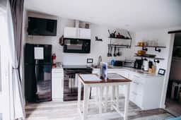 Forest & Vine Cottage in Templeton