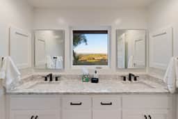 Harley’s Hideaway | Hilltop Views, Hot Tub & Pets