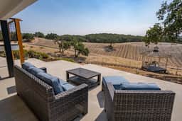 Oak & Vine Vineyard House | Sleeps 21 | Views