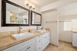 Sycamore Canyon Retreat- Pet Friendly, Hot Tub