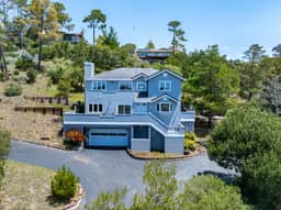 Van Gogh Villa • Walk to Town • EV • Pets