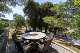 Van Gogh Villa • Walk to Town • EV • Pets