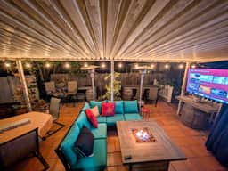 Gather the Gang in Templeton-Hot Tub, Pet Friendly