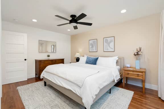 Harley’s Hideaway | Hilltop Views, Hot Tub & Pets