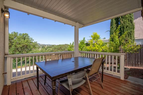 Manzanita Manor