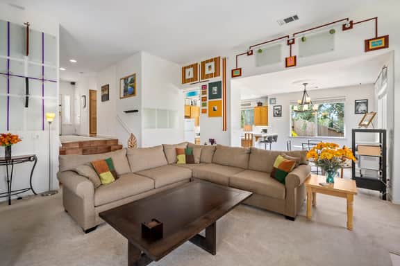 Manzanita Manor|Artistic Escape Near Downtown Paso