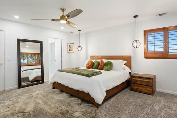Brand New Listing Mid-Mod Hilltop Retreat Views & Local Wildlife