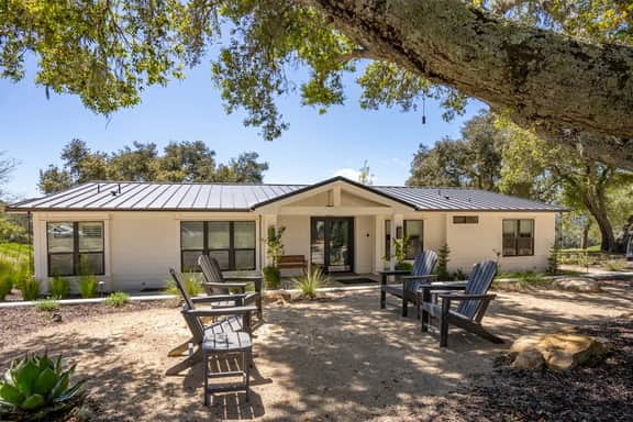 Garden House @ Oak and Vine Vineyard Estate - Image 4