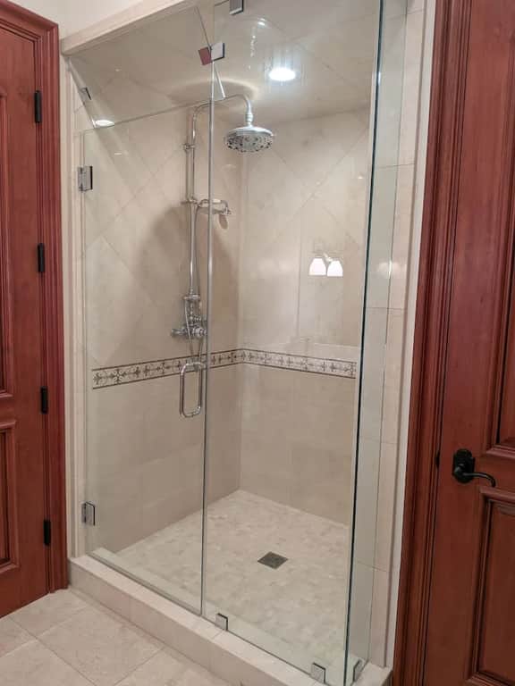 Jules Villa | Downstairs Estate Suite & Pool