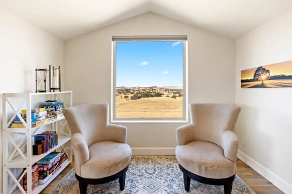 Paso Robles Estate w/ Hot Tub, Game Room & Views