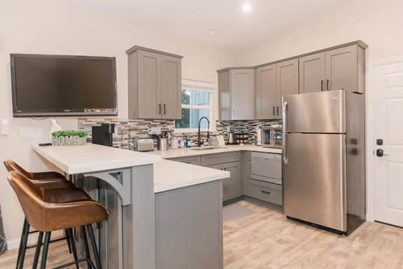 Relax w/Panoramic Views | Hot Tub & Dog friendly