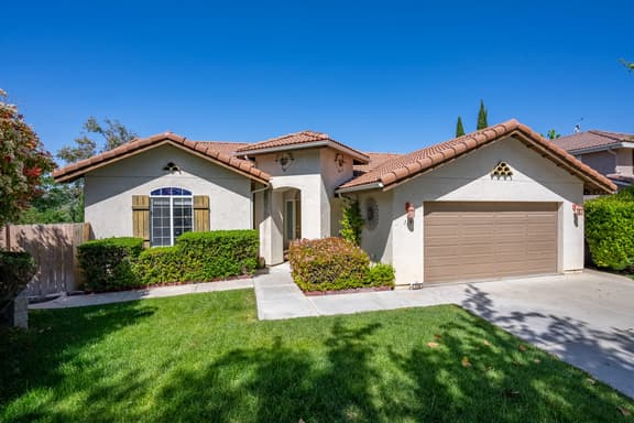 Manzanita Manor - Image 1