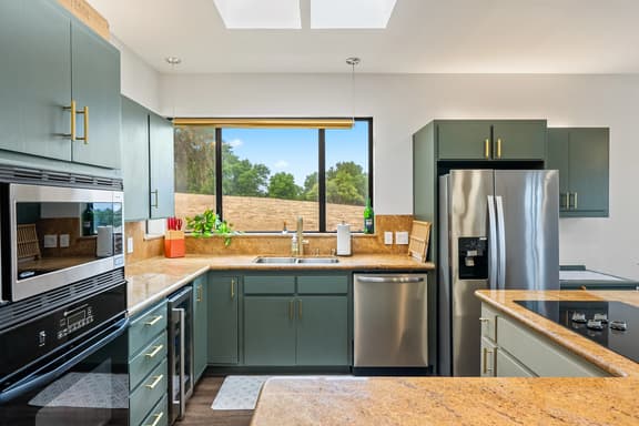 Brand New Listing Mid-Mod Hilltop Retreat Views & Local Wildlife