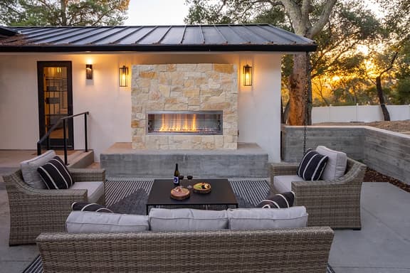 Oak and Vine Vineyard Estate - Image 1